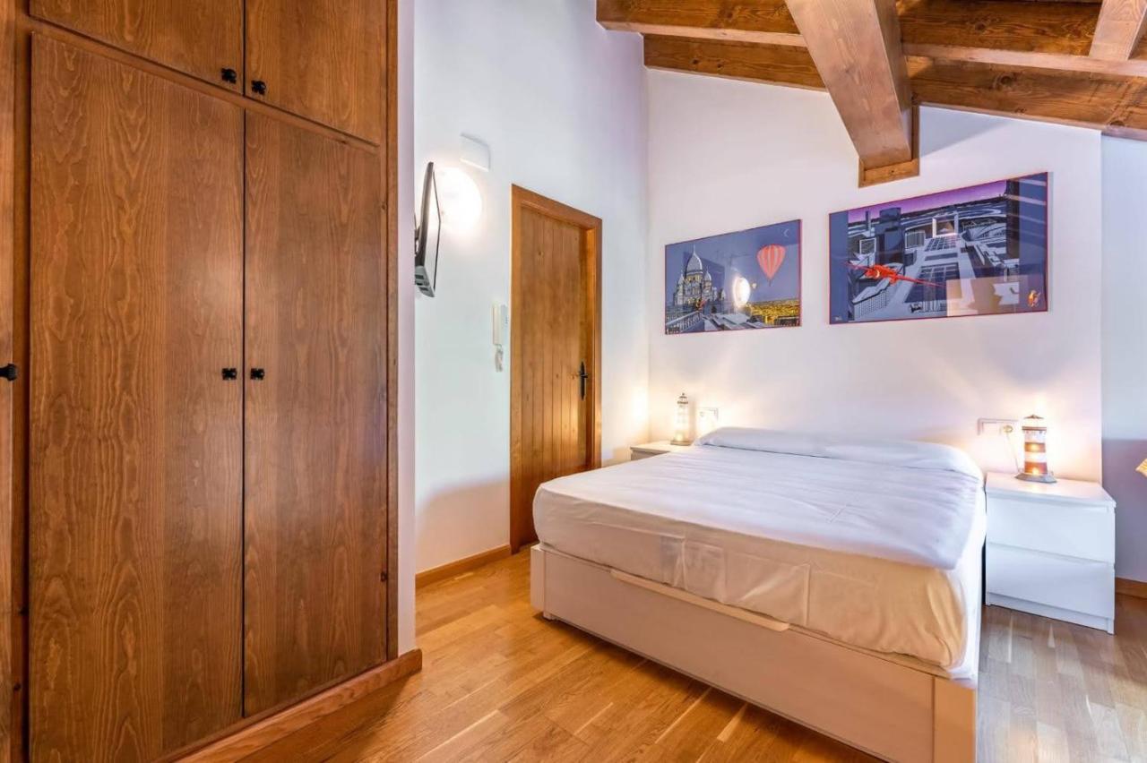 Apartamentsaloriaburg Farrera Ngoại thất bức ảnh
