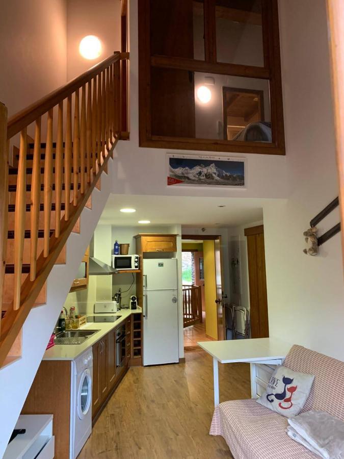 Apartamentsaloriaburg Farrera Ngoại thất bức ảnh